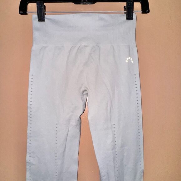 Varley Women's Justin Tight Athletic Leggings - Size Small - Picture 4 of 8